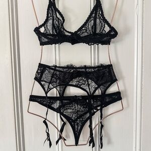 NEW Journelle ISABEL 3-piece lace lingerie set S